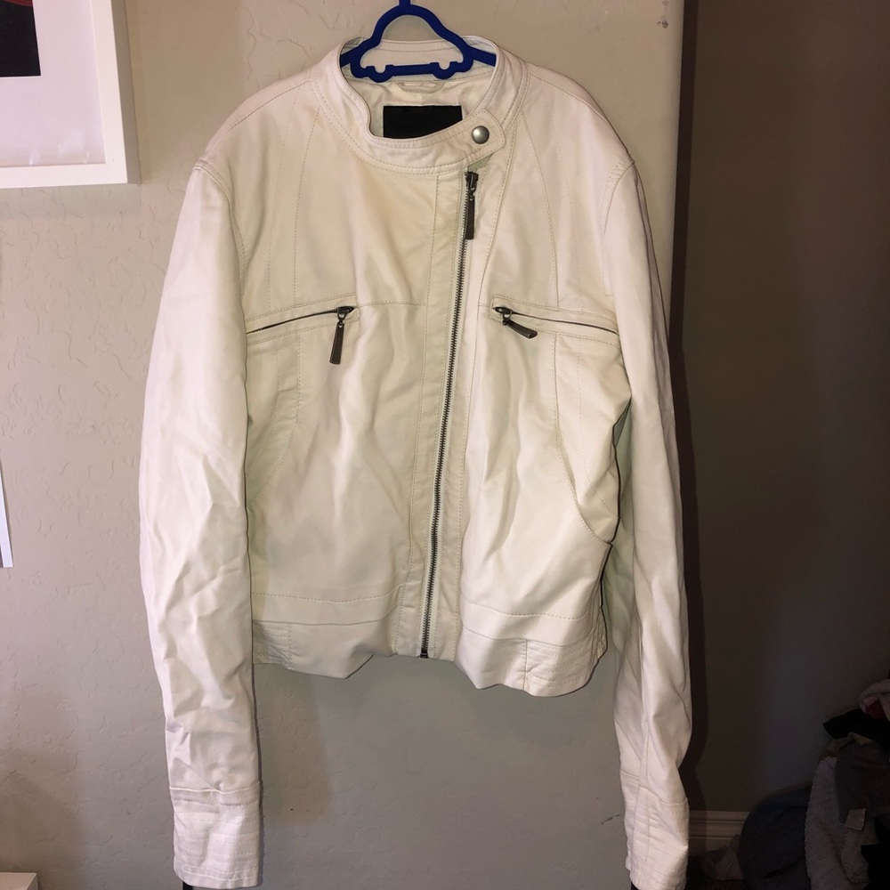 leather jacket like new condition